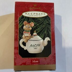 Vintage 1997 Hallmark Keepsake Ornament
In original box